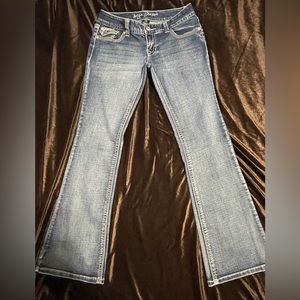 Ariya Jeans. Boot Cut. Size 7/8. Never Worn.